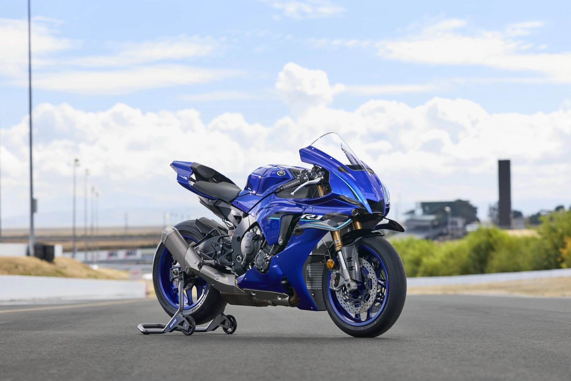 2026 Yamaha YZF-R1 in Team Yamaha Blue
